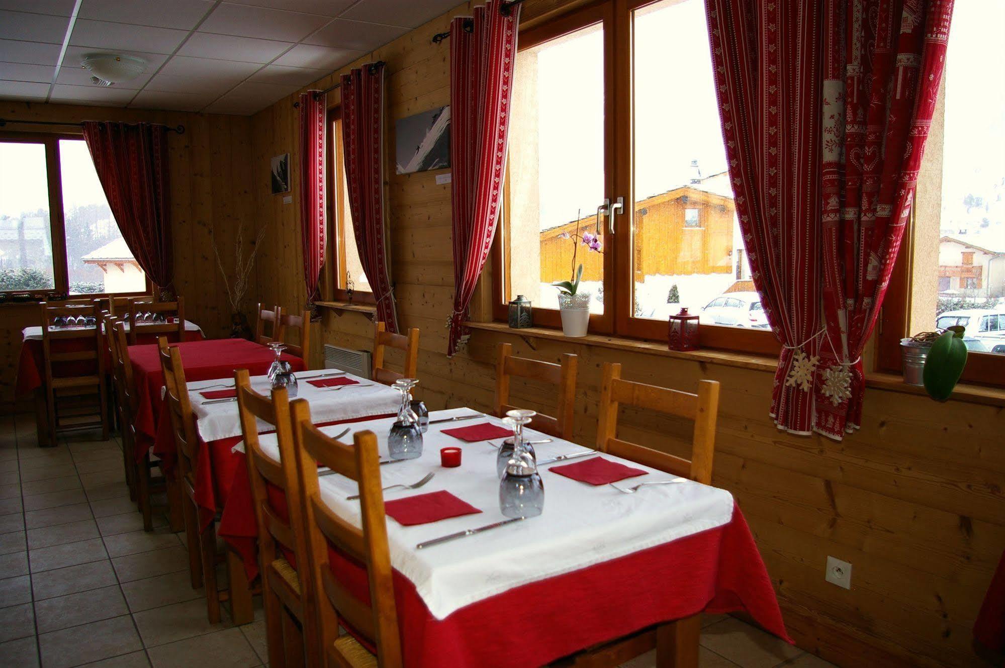 Hotel Restaurant L'Outa Termignon Exterior foto